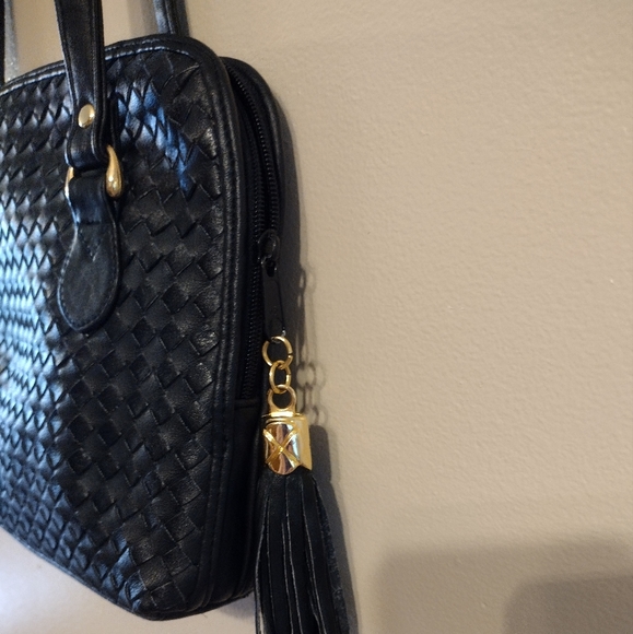 Allen Edwards Black Leather Crossbody - Picture 7 of 11